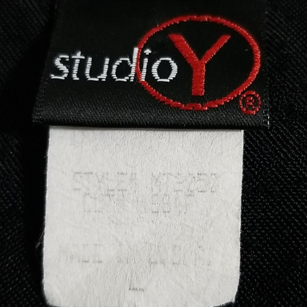 Studio Y Top - Picture 5 of 7
